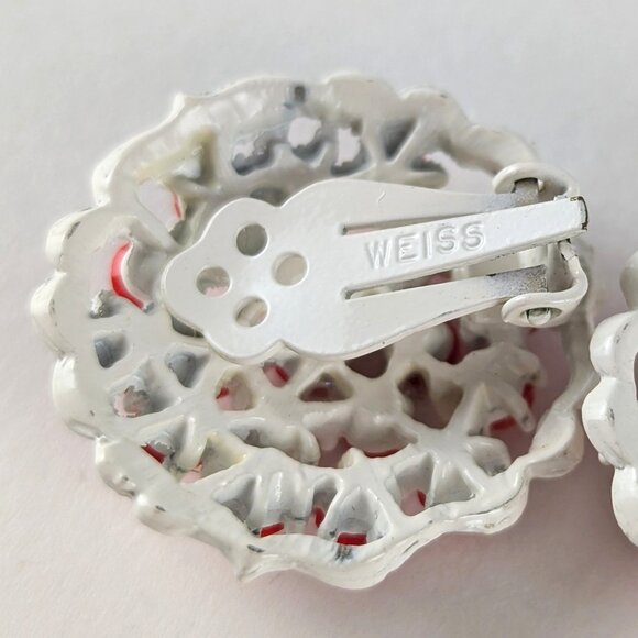 Vintage 50s/60s Red Bouquet Clip-on Earrings - Picture 7 of 7